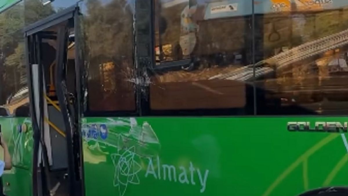 Автобус после ДТП