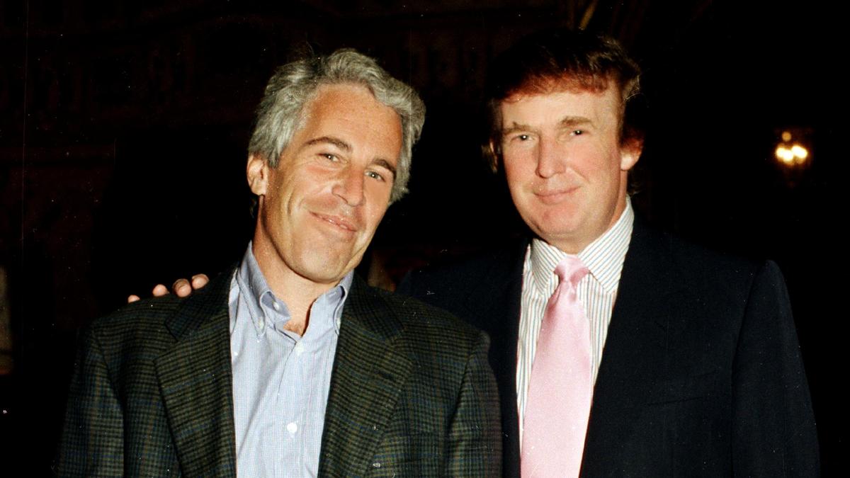 Джеффри Эпштейн и Дональд Трамп в 1997 году