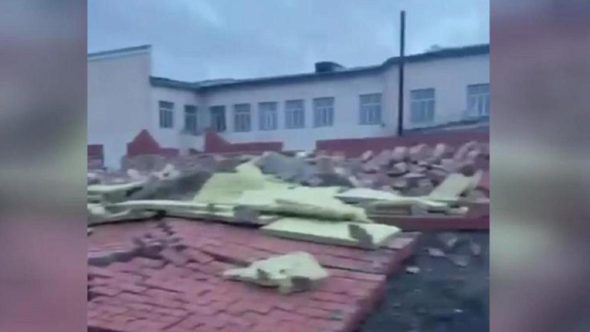 Қарағанды облысында жаңадан салынған мектеп асханасы мен спортзал ғимараты құлап қалды