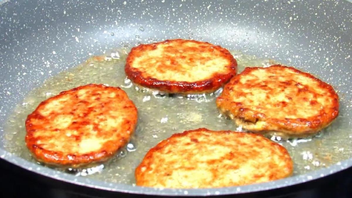 Обжарка котлет с другой стороны