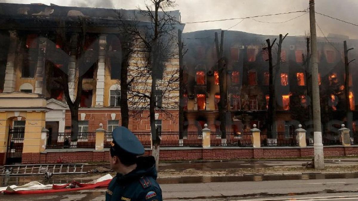 Пожар в оборонном НИИ в Твери