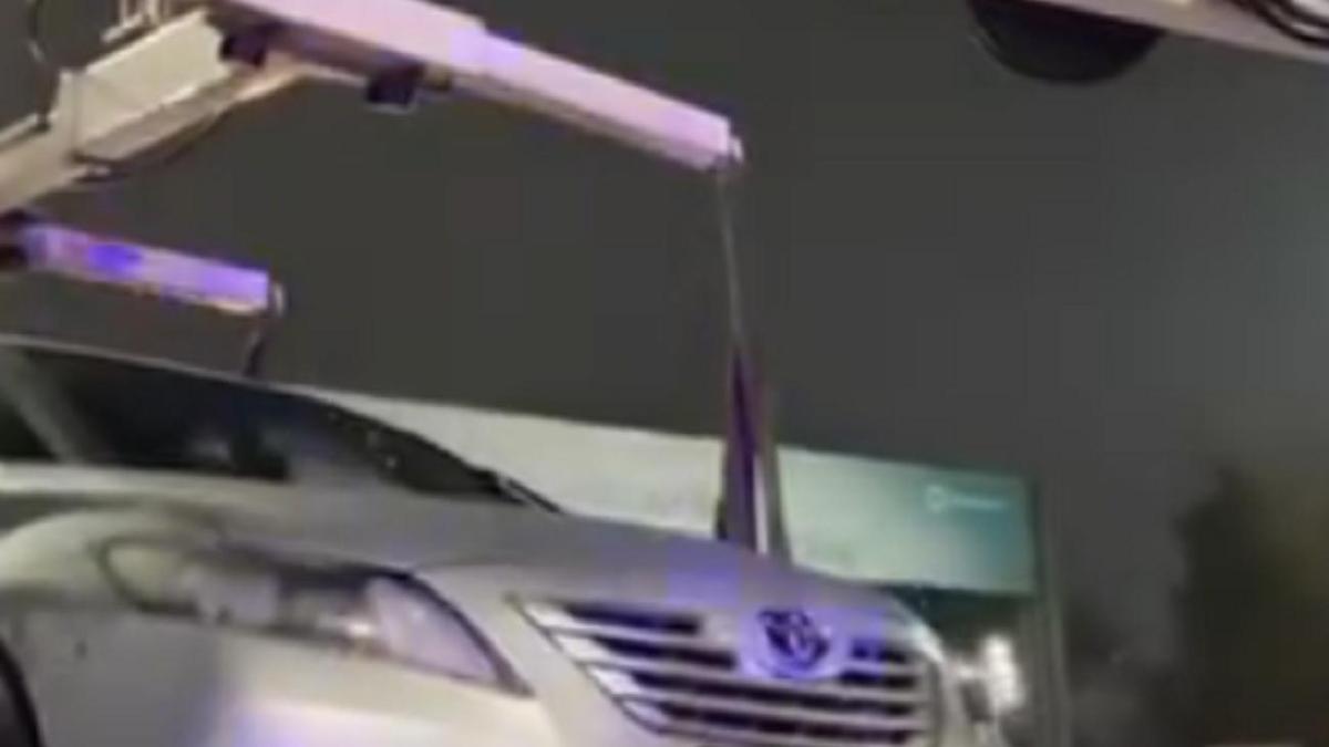 Айып тұрағына қойылған автокөлік Айып тұрағына қойылған автокөлік
