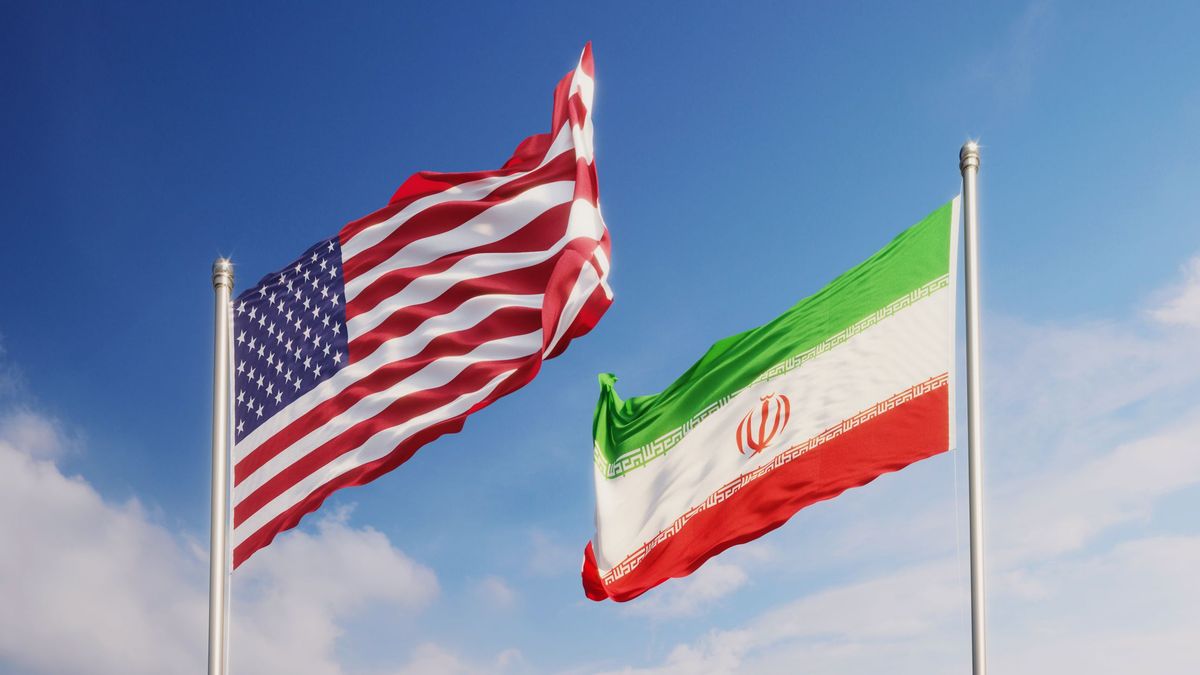 Флаги США и Ирана