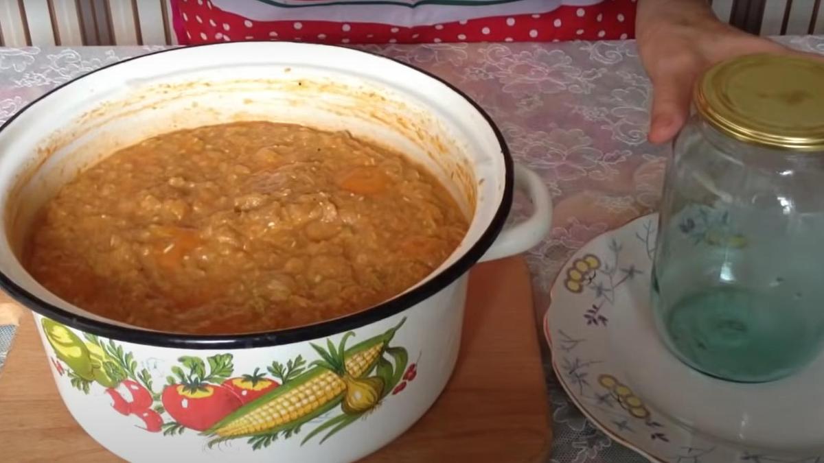 Икра кабачковая с майонезом и томатной пастой на зиму