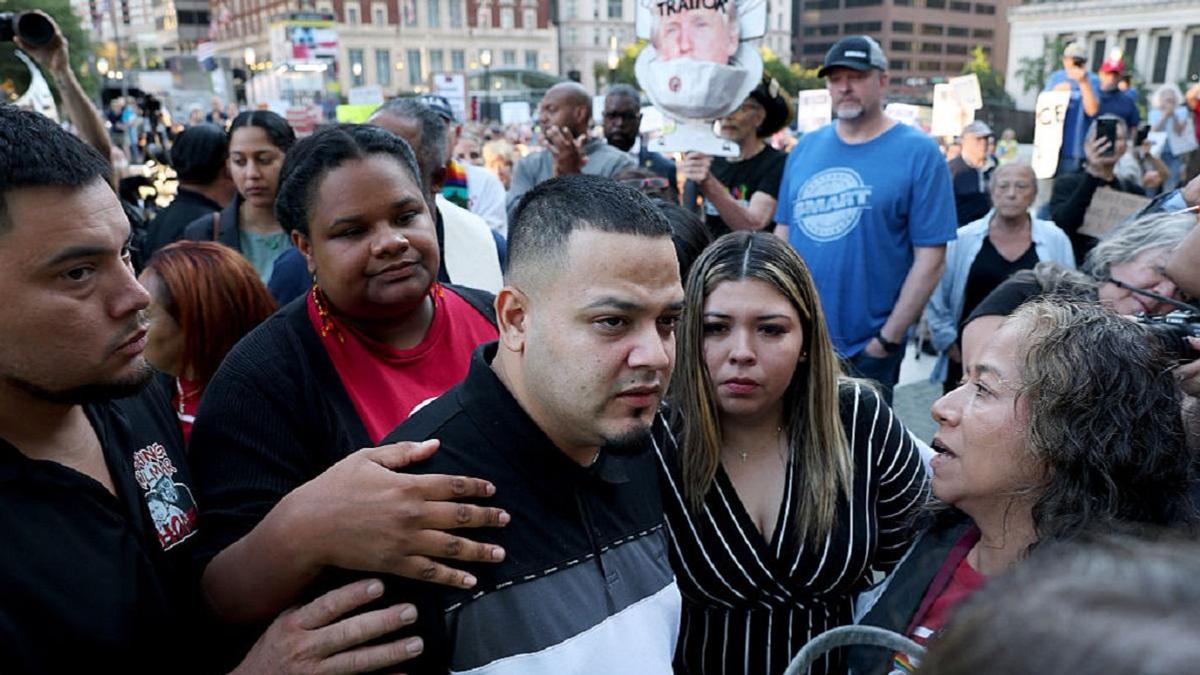 Абрего Гарсия прибыл в офис ICE