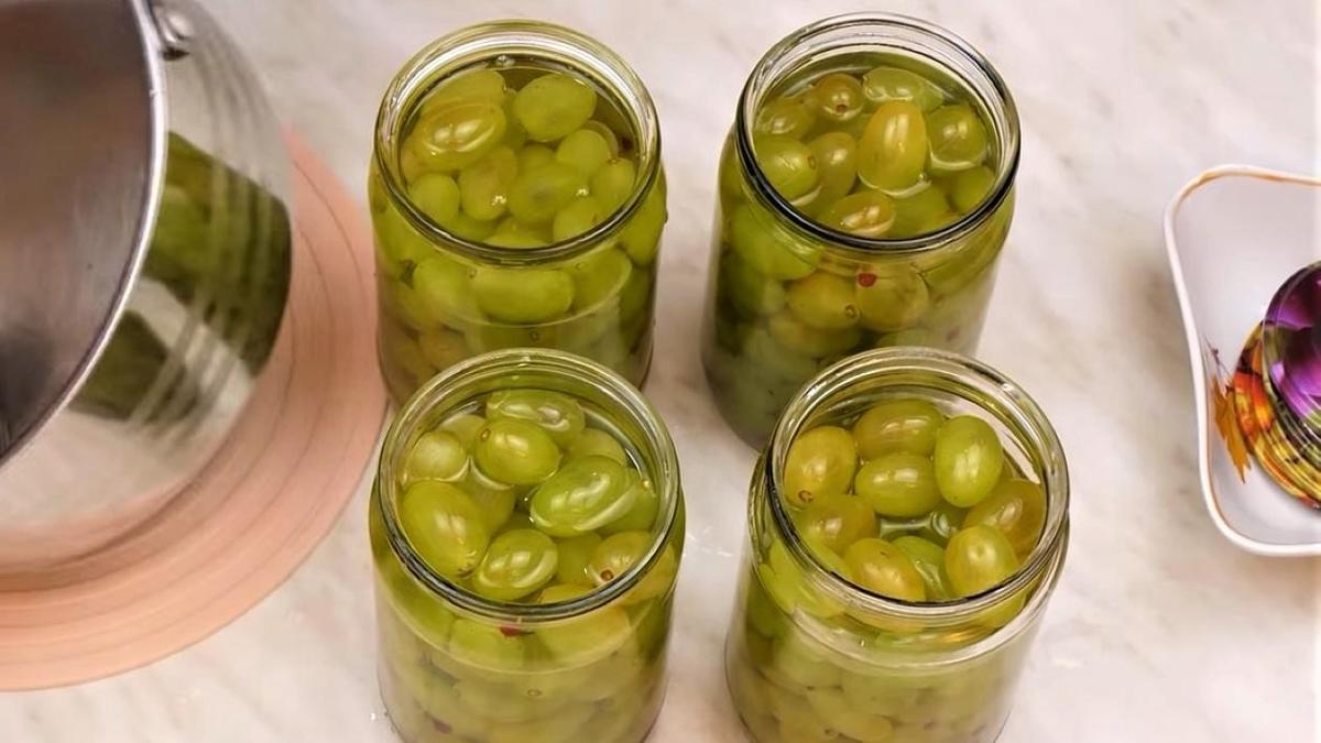 Заполнение банок маринадом