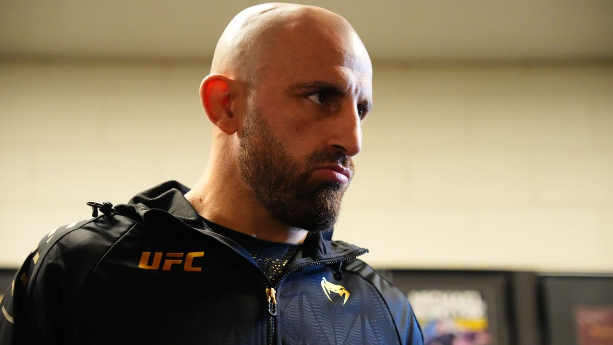 Австралийский боец ММА Александр Волкановски