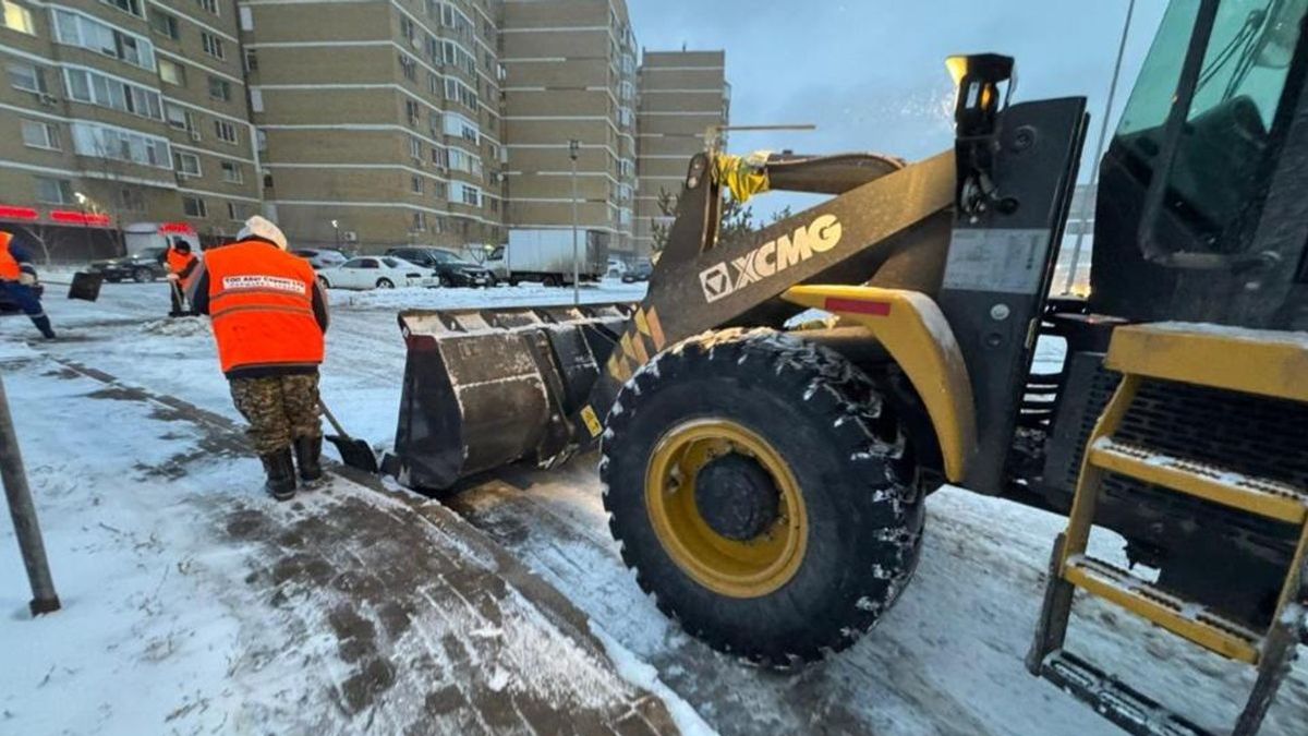 Уборка снега