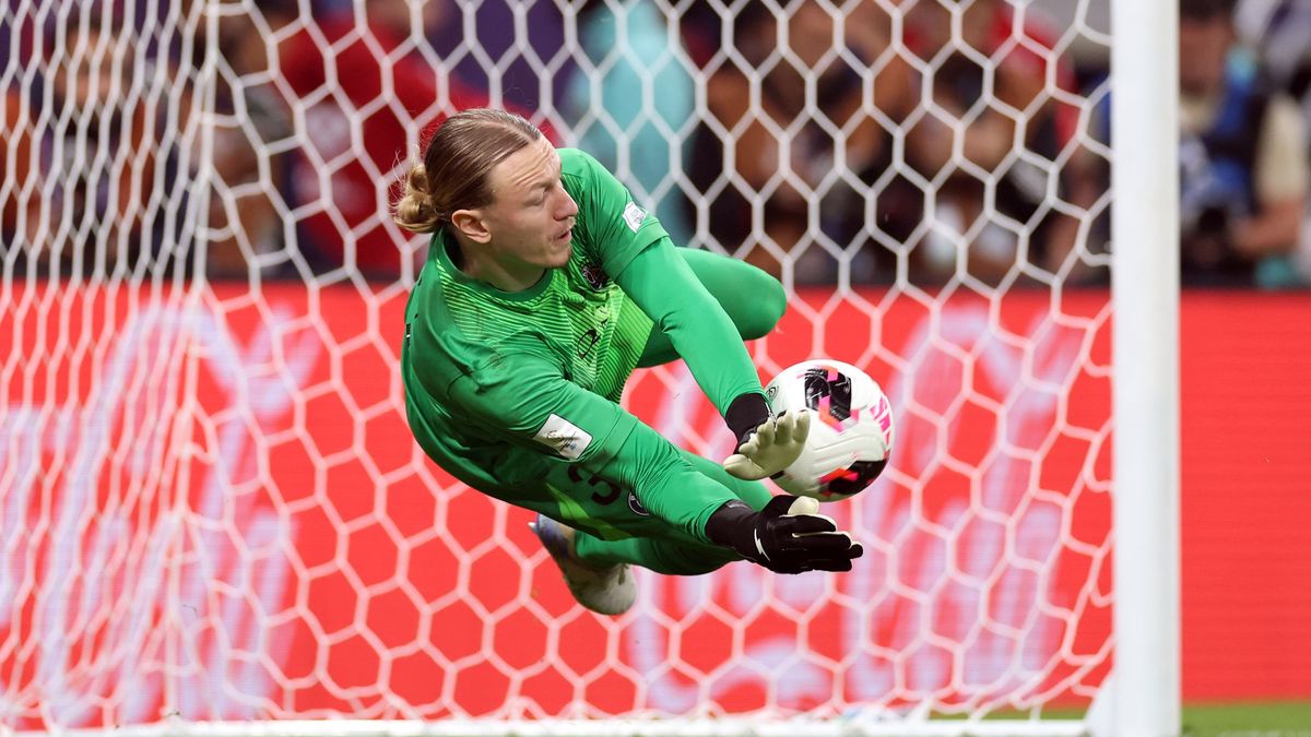 Российский футболист Матвей Сафонов