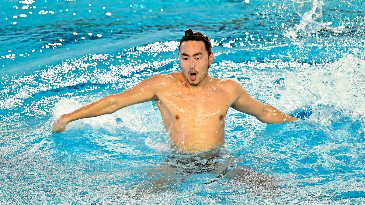 Казахстанский синхронист Эдуард Ким