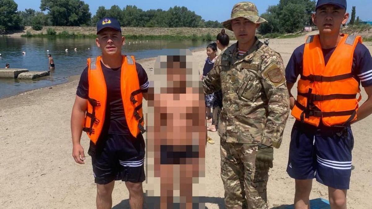 Военнослужащий спас ребенка