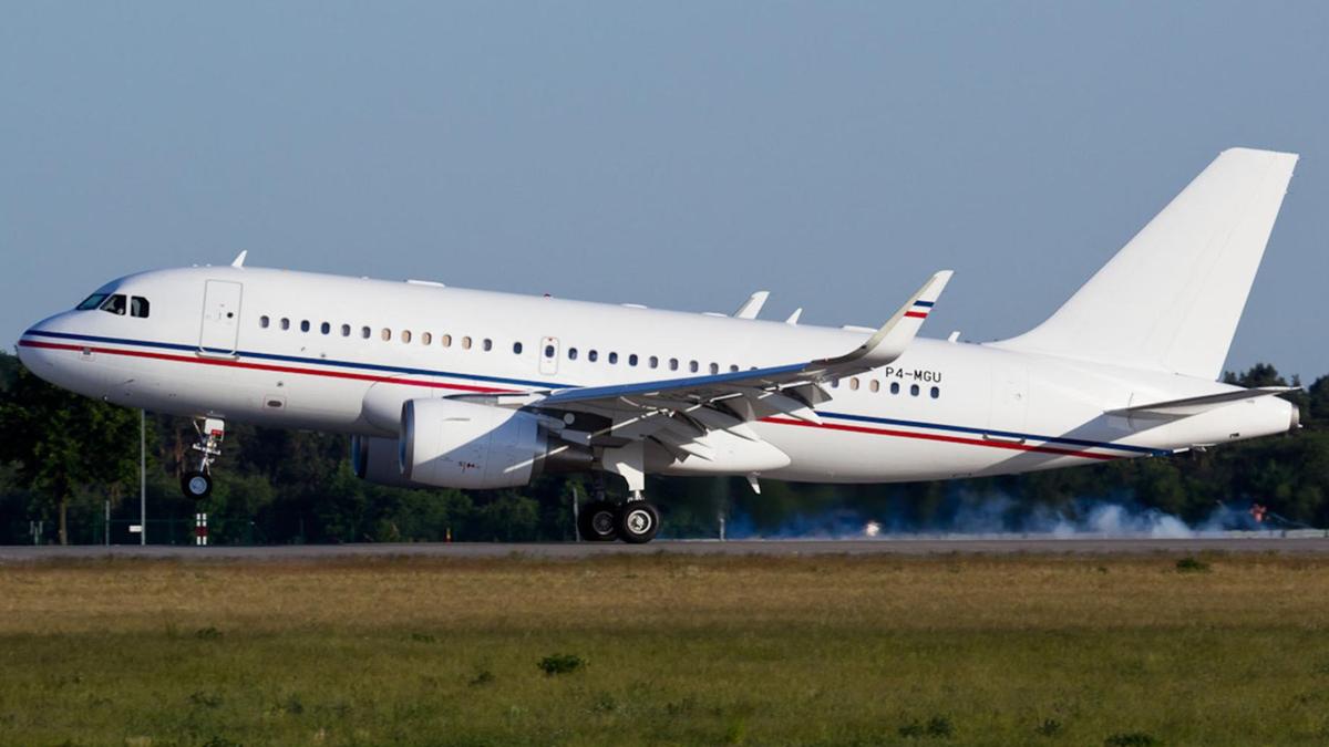 Самолет Airbus A319-100