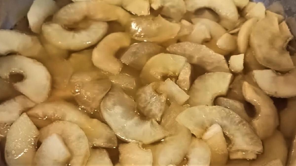 Вторичное проваривание яблок в сиропе