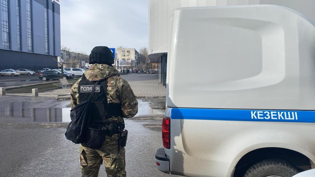Полицейский в Экибастузе Полицейский в Экибастузе