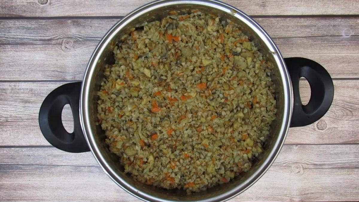 Гречневая каша приготовлена