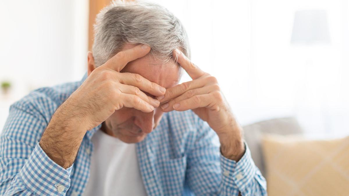 Мужчина дома