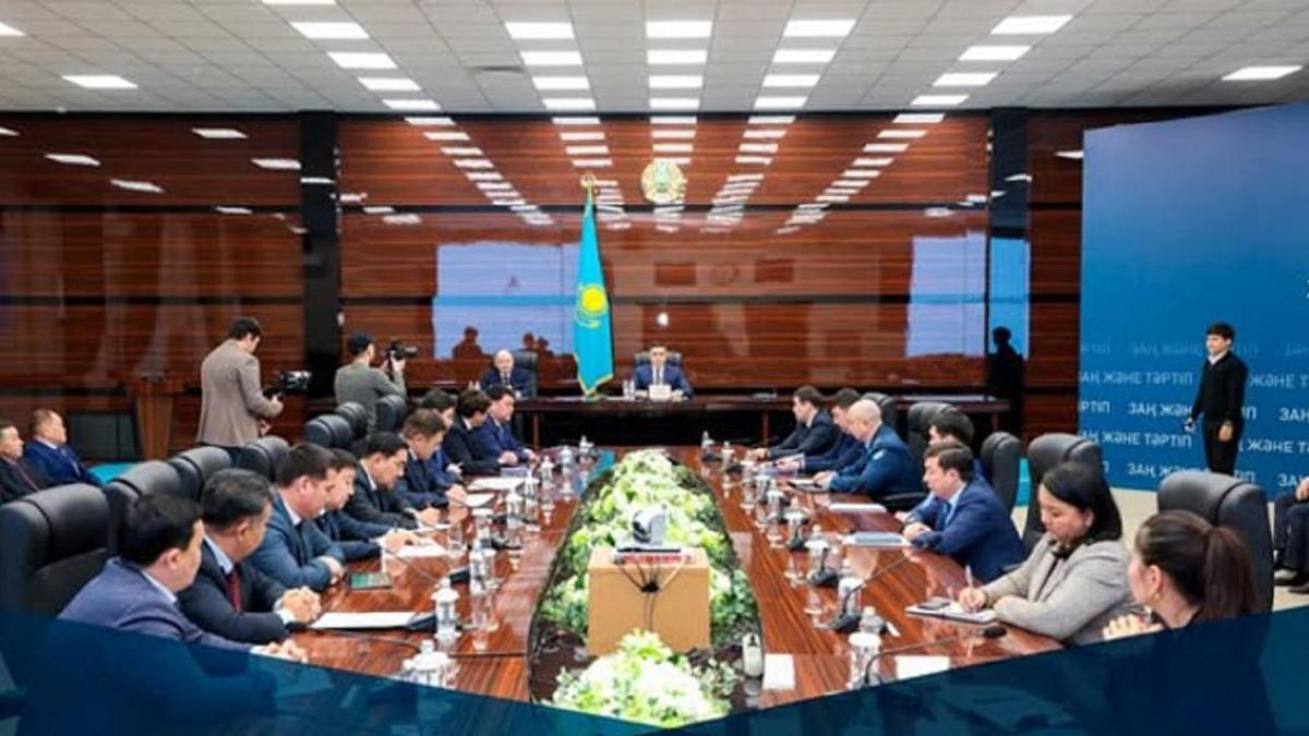 Шымкенттегі отырыс Шымкенттегі отырыс