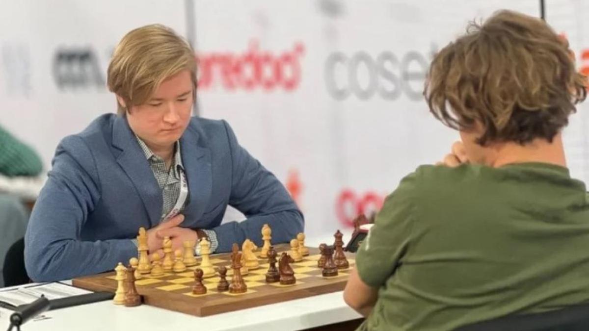 Әлішер Сүлейменов пен Магнус Карлсен Әлішер Сүлейменов пен Магнус Карлсен