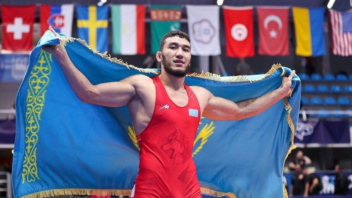 Казахстанский борец Ризабек Айтмухан