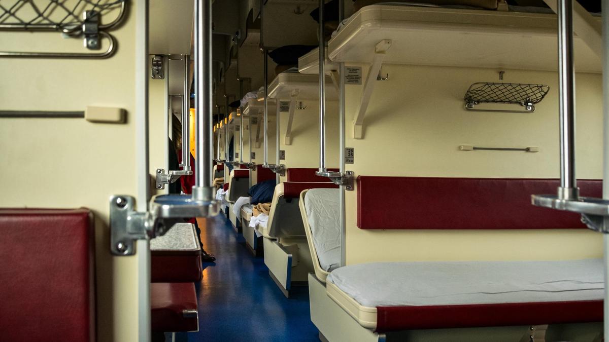 Пассажирский поезд