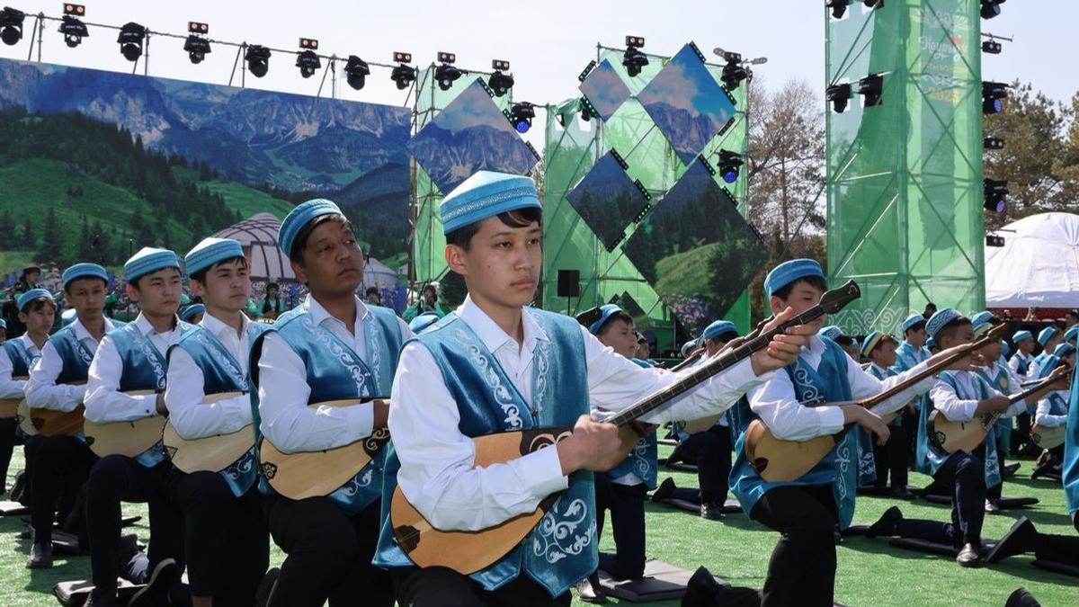 Домбристы Домбристы