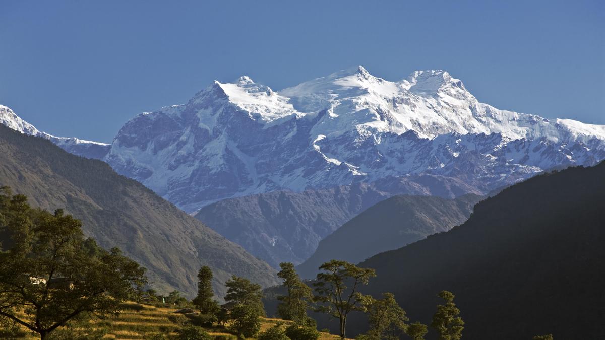 Гора Манаслу