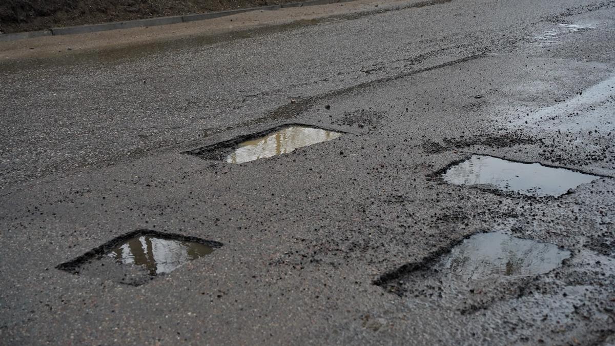 Вода скопилась в ремонтных вырезах