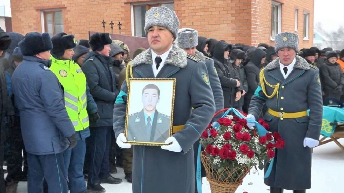 Похороны сотрудника полиции