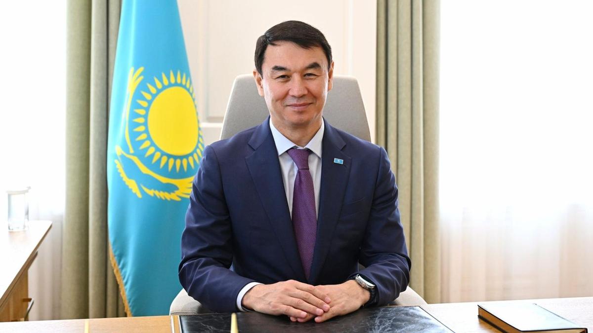 Дархан Сатыбалды Дархан Сатыбалды