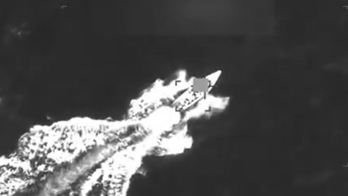 Судно в Карибском море