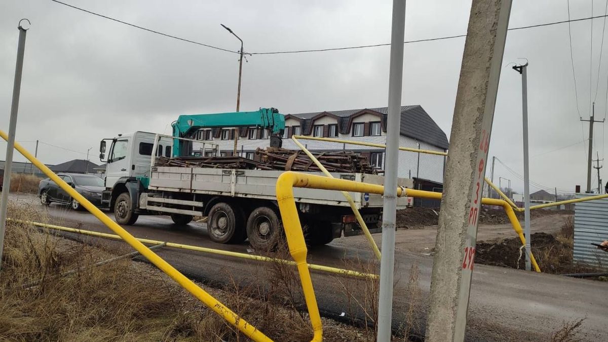 Манипулятор повредил газопровод