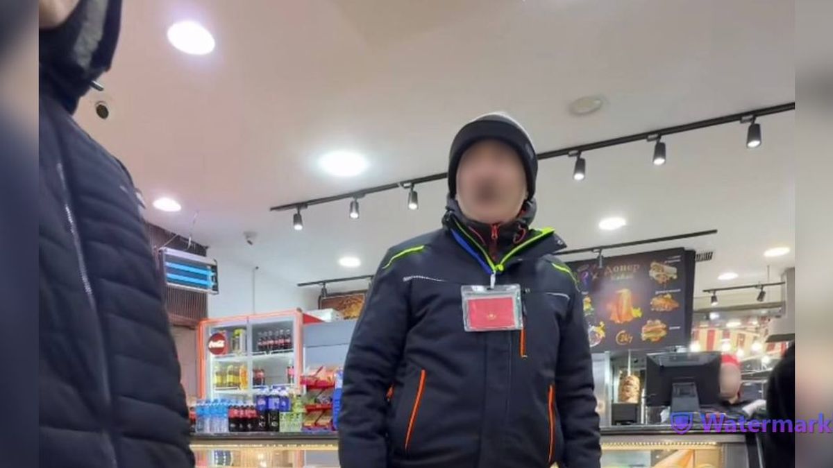 Неизвестный пристает к жителям Алматы