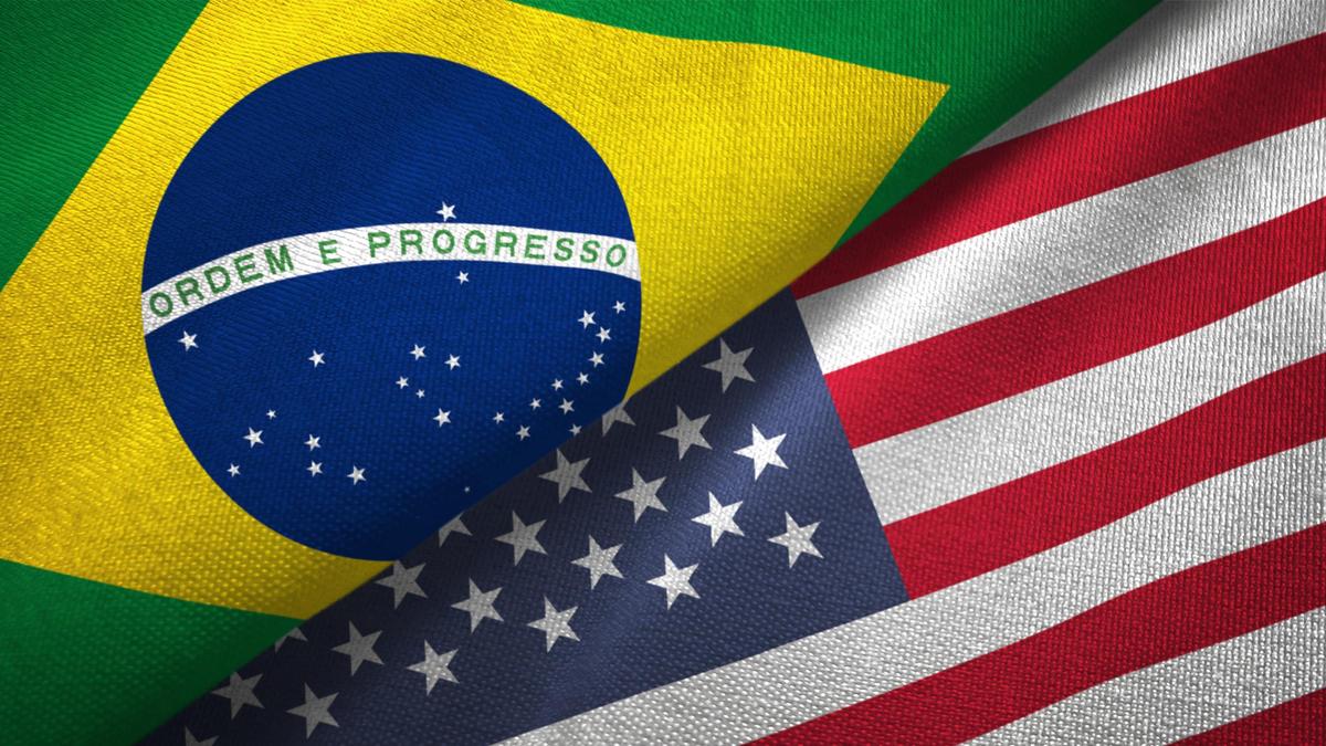 Флаги Бразилии и США