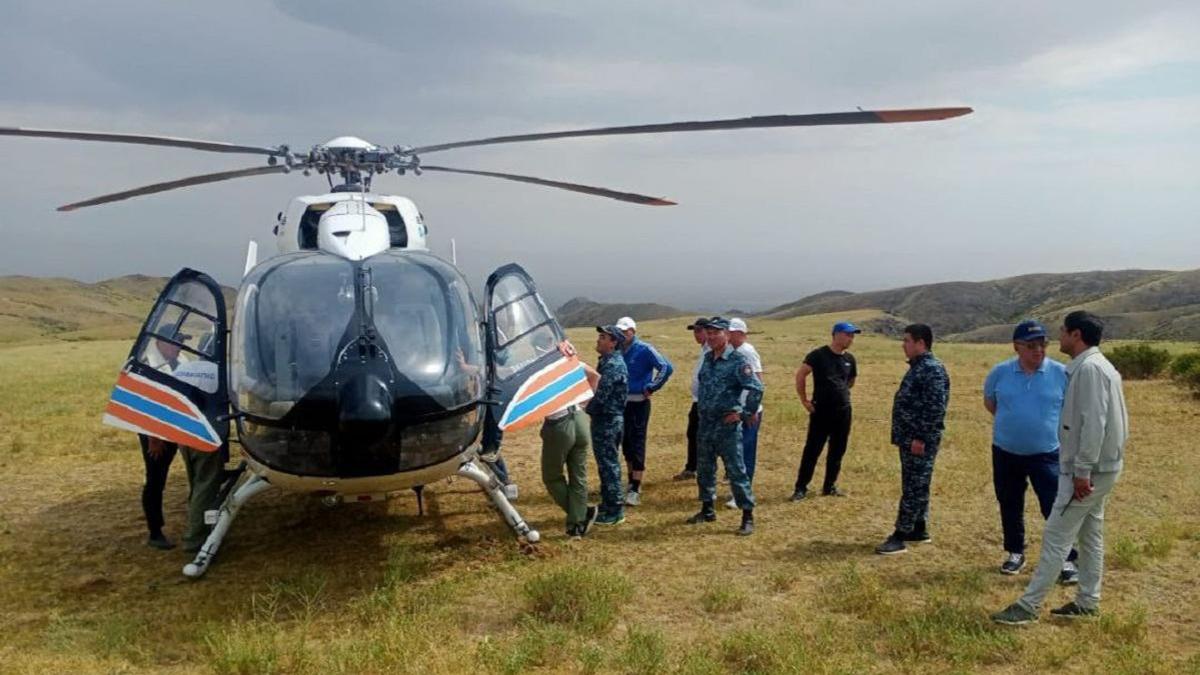 Вертолет в Туркестанской области