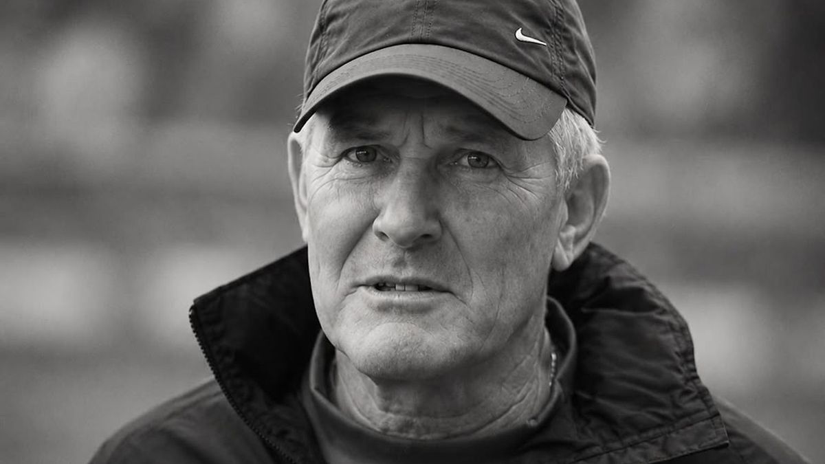 Казахстанский футбольный тренер Александр Убыкин