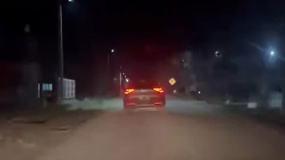 Автомобиль