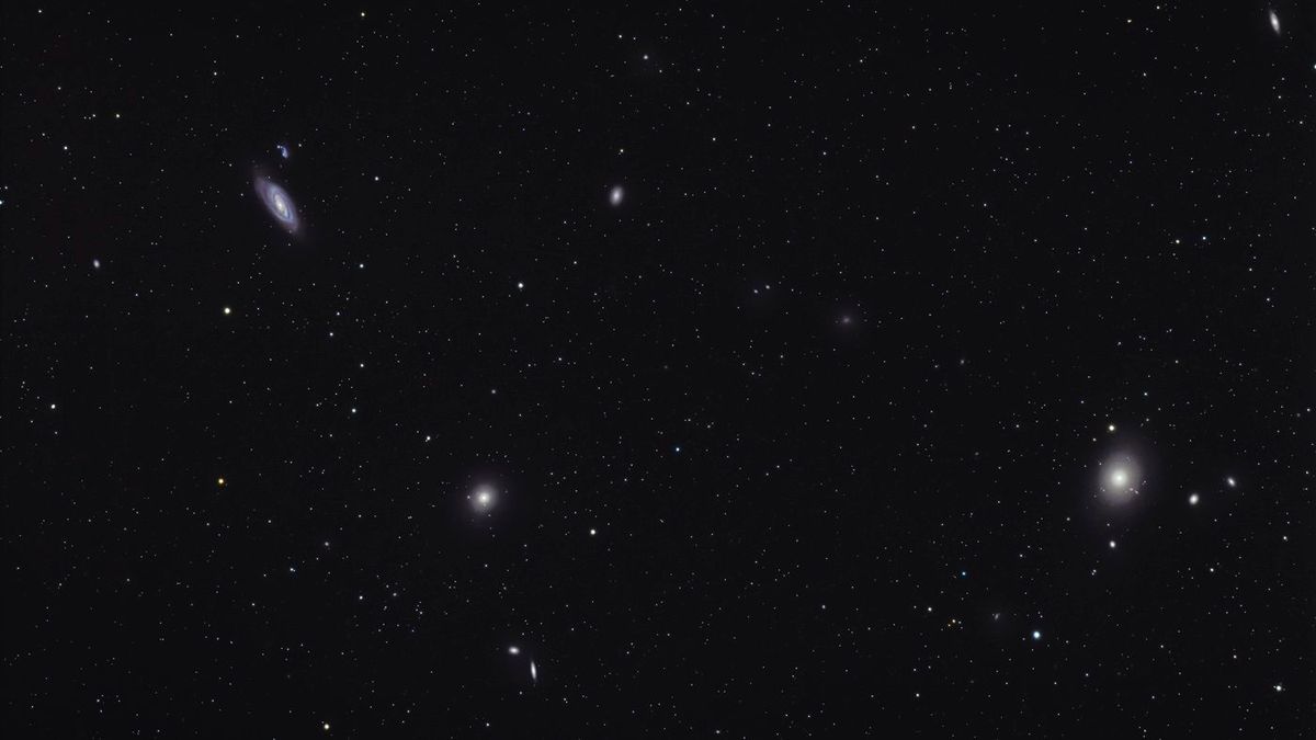 Галактики M87, M89 и M90 в созвездии Девы