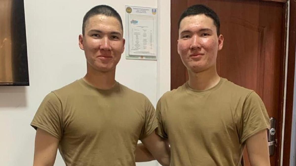 Мен студентті жатақханада ұрдым