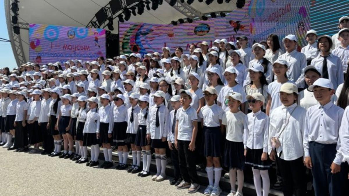 Концерт в честь Дня защиты детей в Павлодаре Концерт в честь Дня защиты детей в Павлодаре
