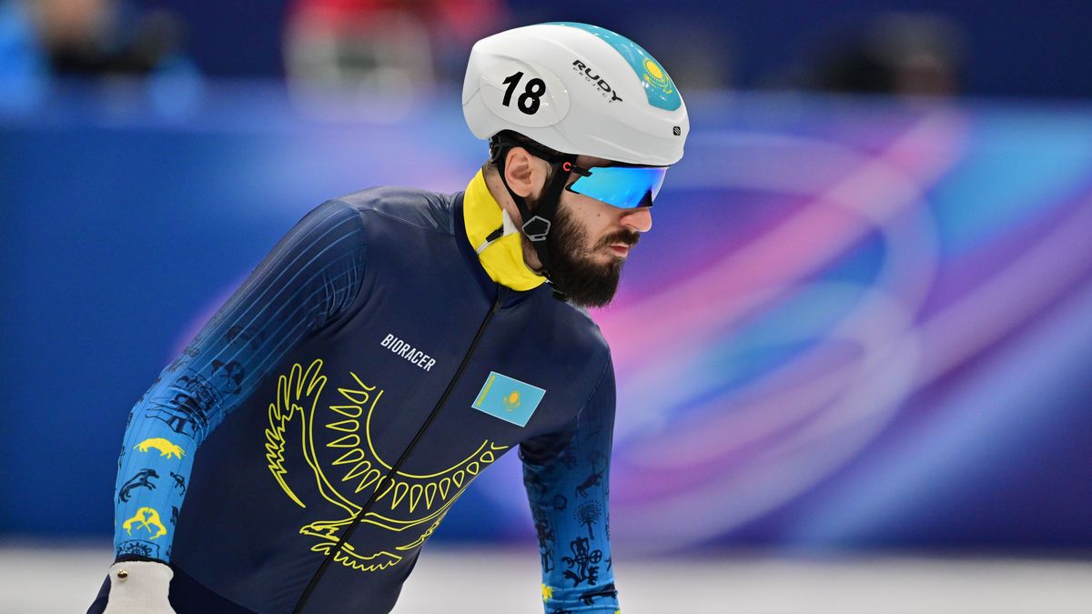 Казахстанский шорт-трекист Денис Никиша