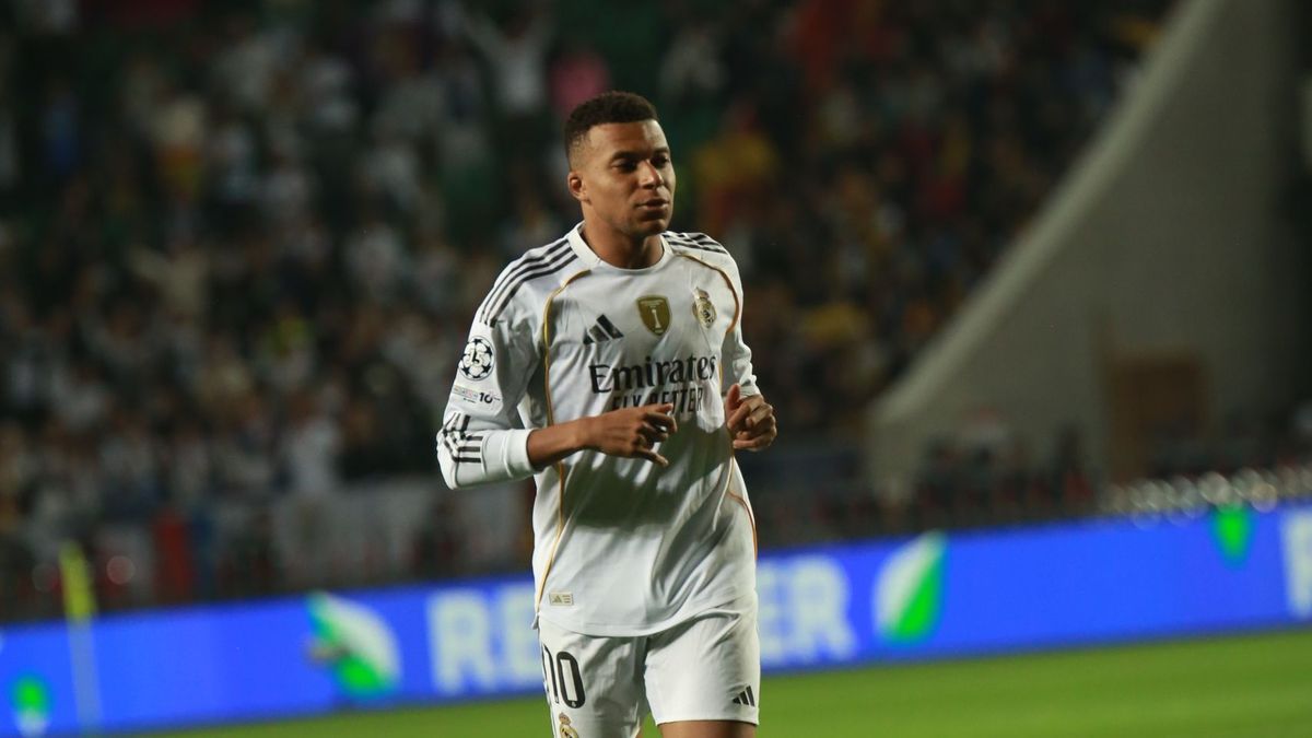 Французский футболист Килиан Мбаппе