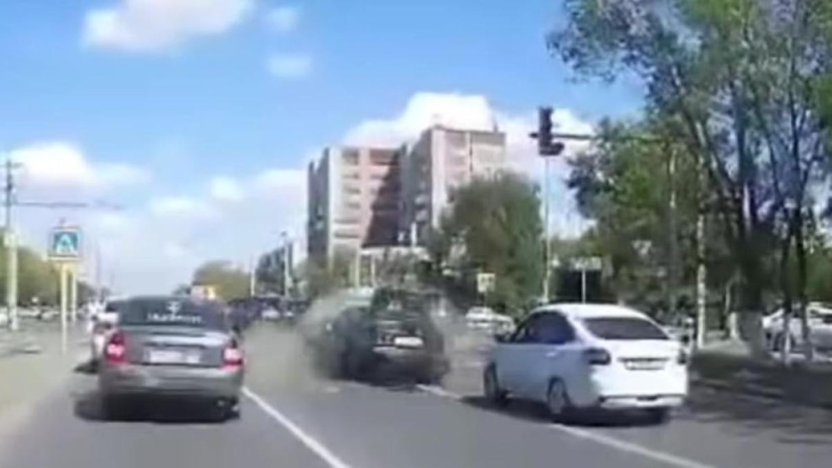 Момент ДТП в Талдыкоргане