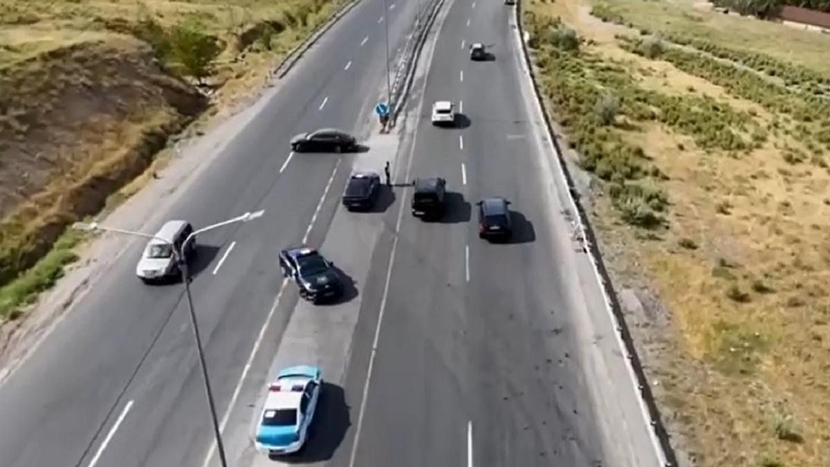 Трасса в Туркестанской области Трасса в Туркестанской области