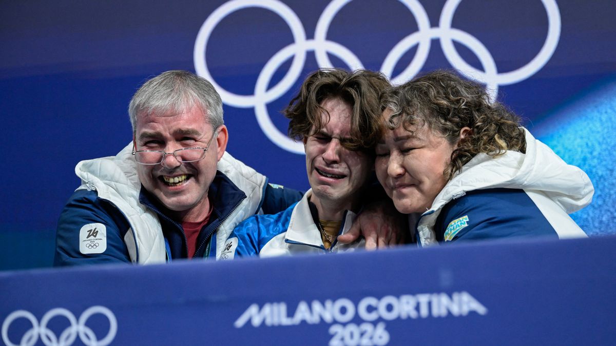 Алексей Урманов, Михаил Шайдоров и Асем Касанова (слева направо)