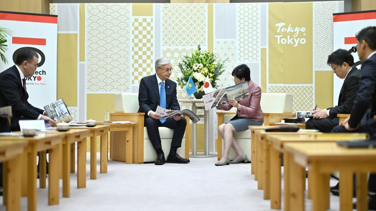 Касым-Жомарт Токаев и Юрико Коикэ