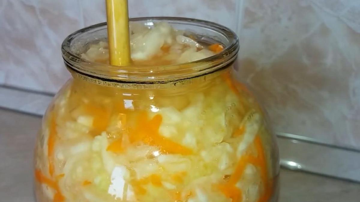 Выпускание углекислого газа из капусты