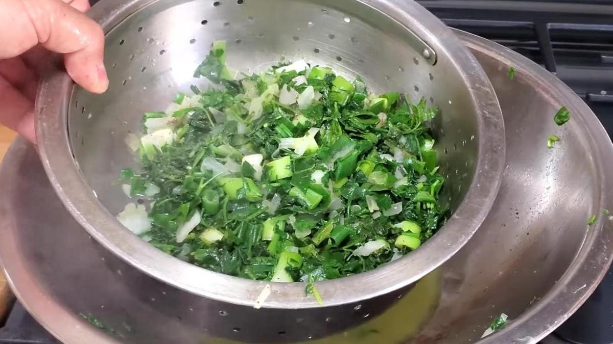 Припущенная зелень