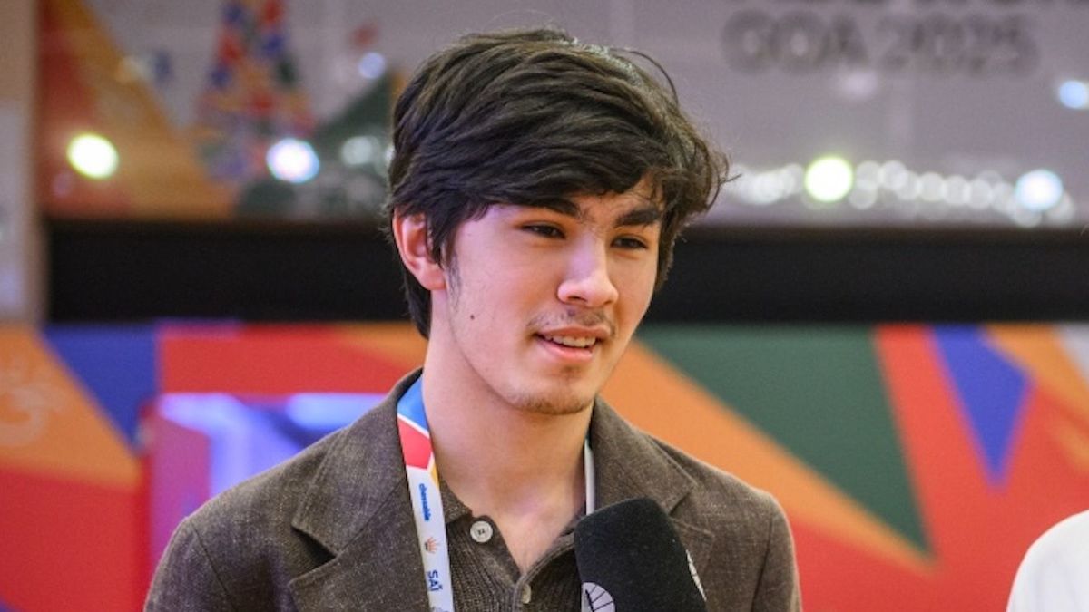 Узбекистанский шахматист Жавохир Синдаров