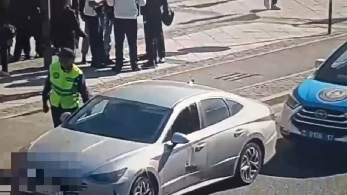 Автомобиль