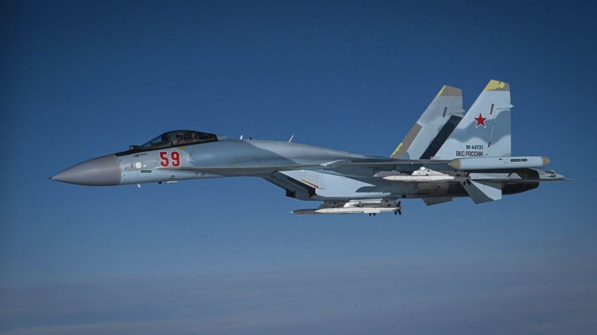 Истребитель Су-35